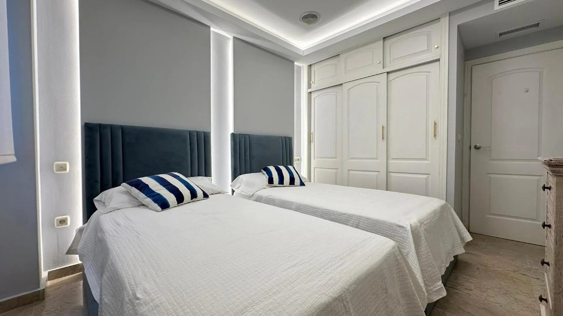 Puente Romano Bright Apt Terrace, Pool & Garden View Marbella Apartament
