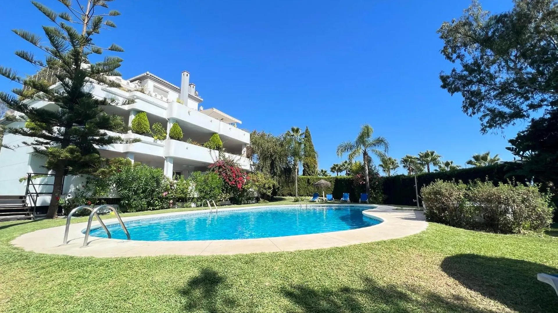 Puente Romano Bright Apt Terrace, Pool & Garden View Marbella