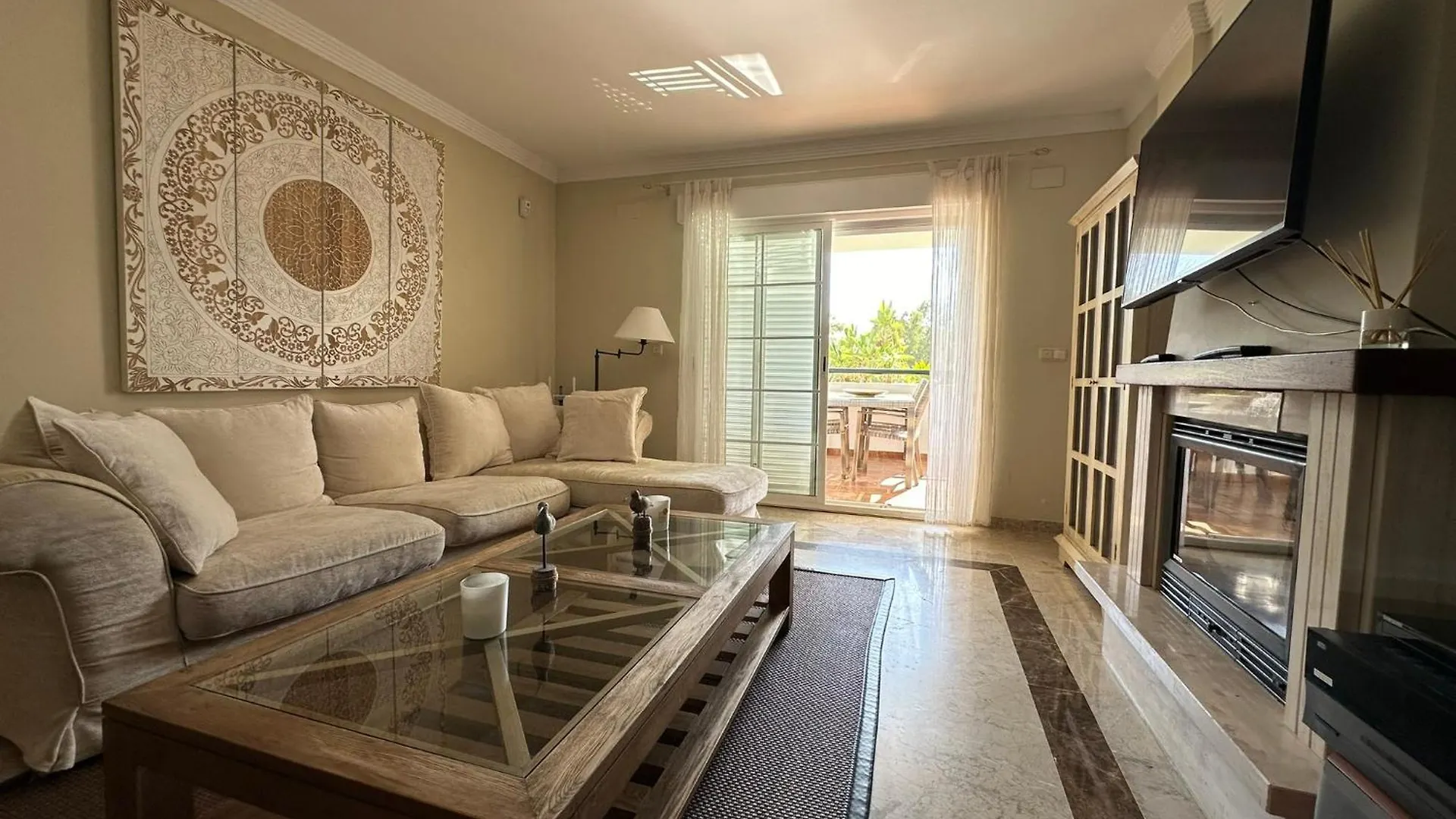 Puente Romano Bright Apt Terrace, Pool & Garden View 마르베야 0*,  스페인