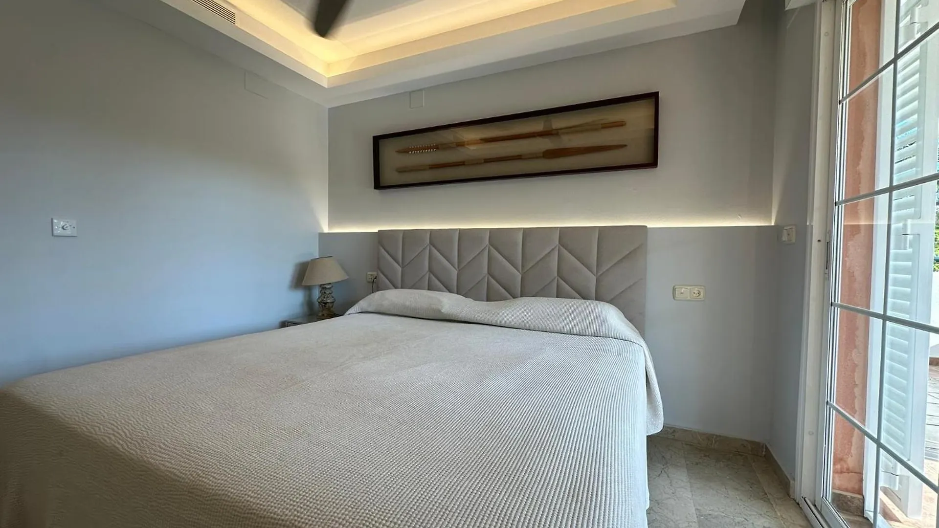 Puente Romano Bright Apt Terrace, Pool & Garden View 마르베야 스페인