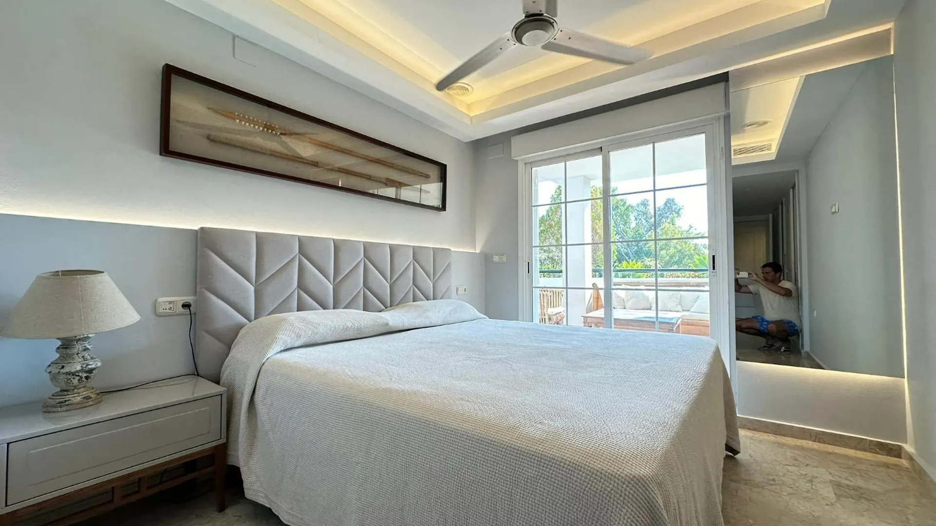 Puente Romano Bright Apt Terrace, Pool & Garden View 마르베야 0*,  스페인